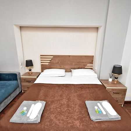 A&S Hotel Jerevan Eksteriør billede